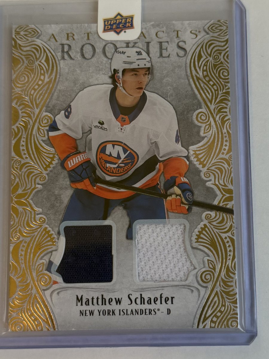 Matthew Schaefer Artifacts Rookies — front
